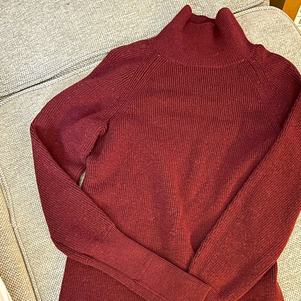 Banana Republic 100% Merino Wool Turtleneck Burgundy Sweater Dress | extra small